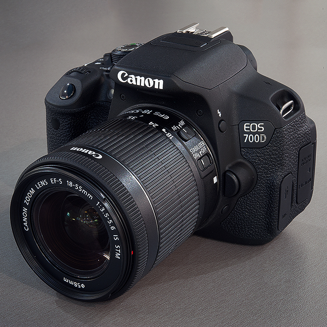 Canon 700D (Used)
